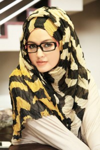 stripes hijab